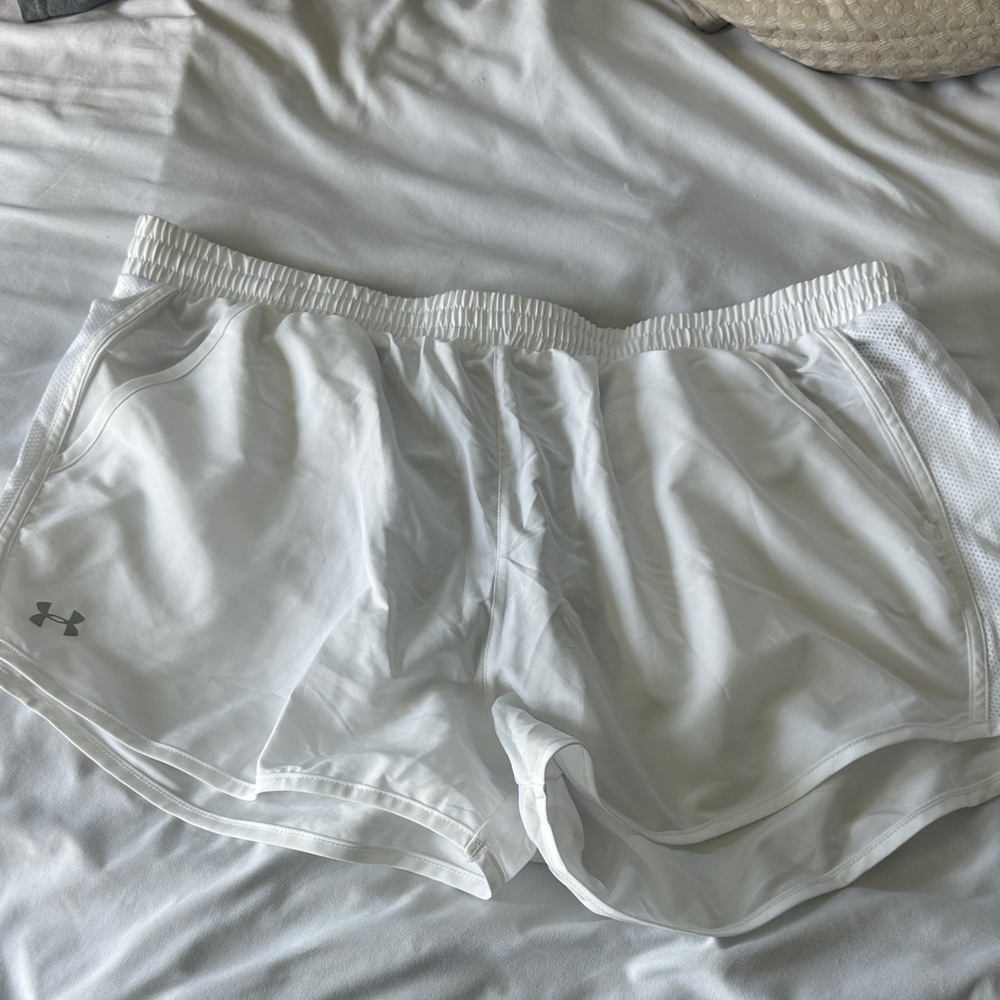 Under Armour White Women's Athletic mesh Trim Shorts